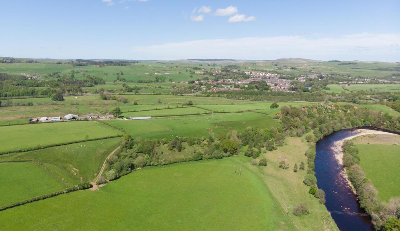 Wydon Farm Bed And Breakfast Haltwhistle Exterior photo